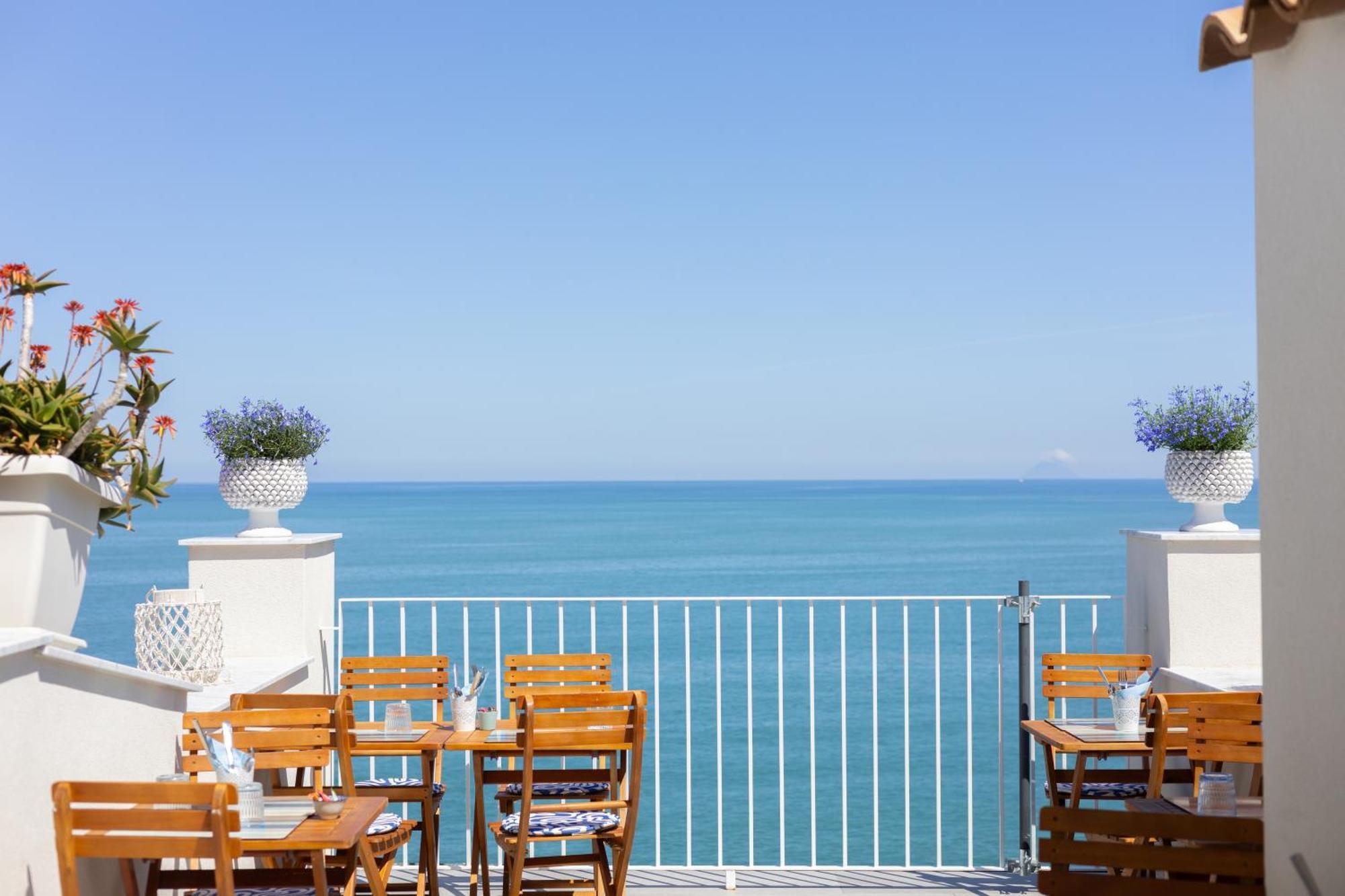 Casanova Rooms And Apartment To Rent Cefalu Exterior photo
